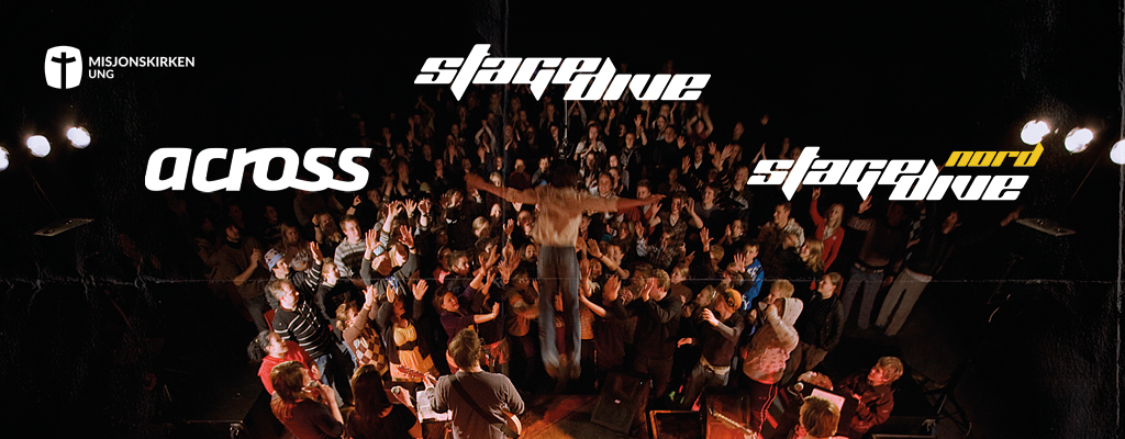 Person som stagediver ut i publikum